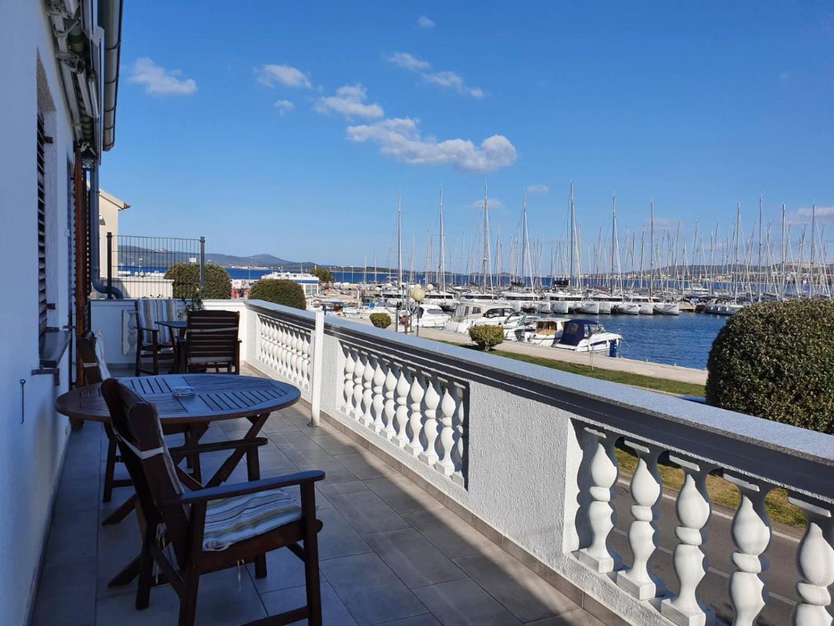 Room Novakovic Biograd Na Moru Exterior photo