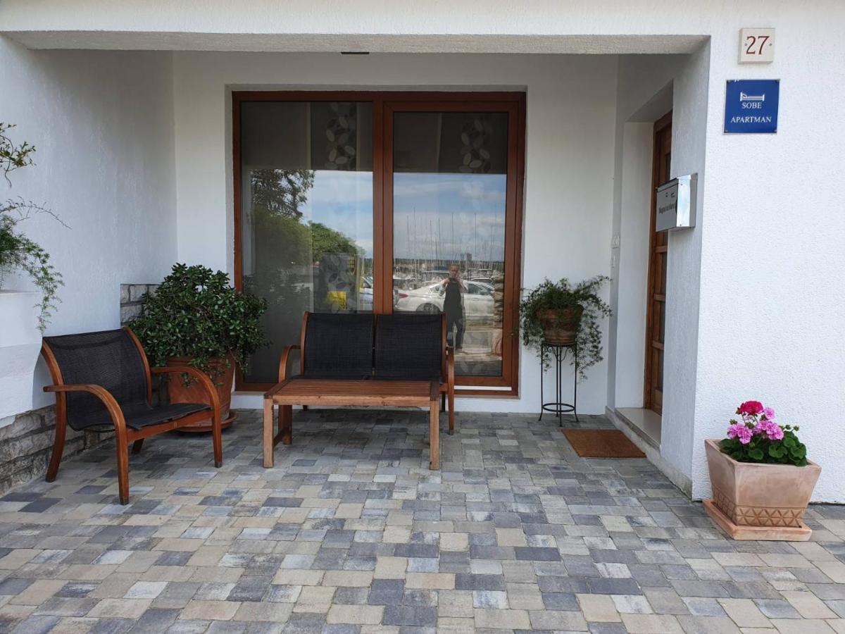 Room Novakovic Biograd Na Moru Exterior photo