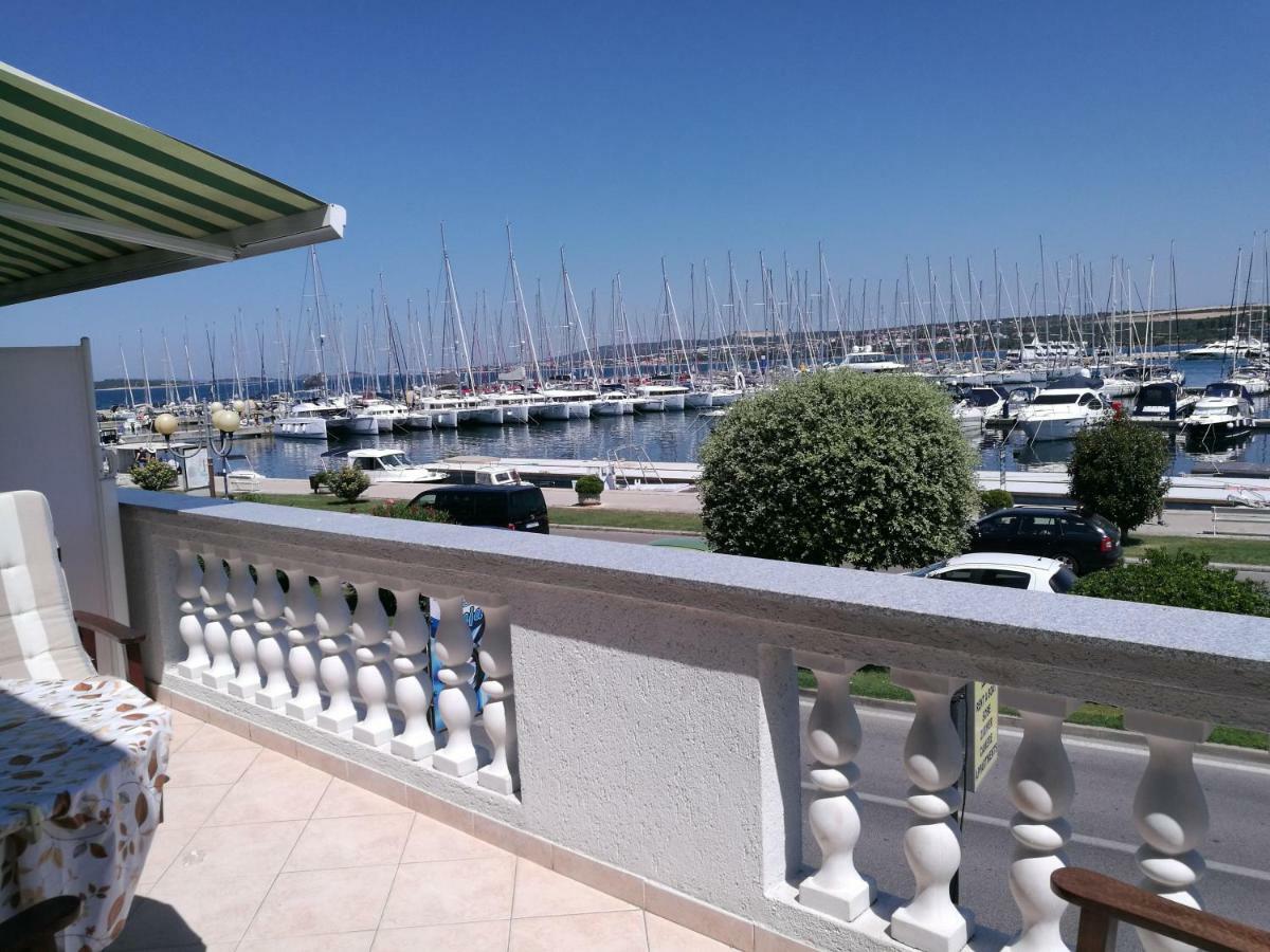 Room Novakovic Biograd Na Moru Exterior photo
